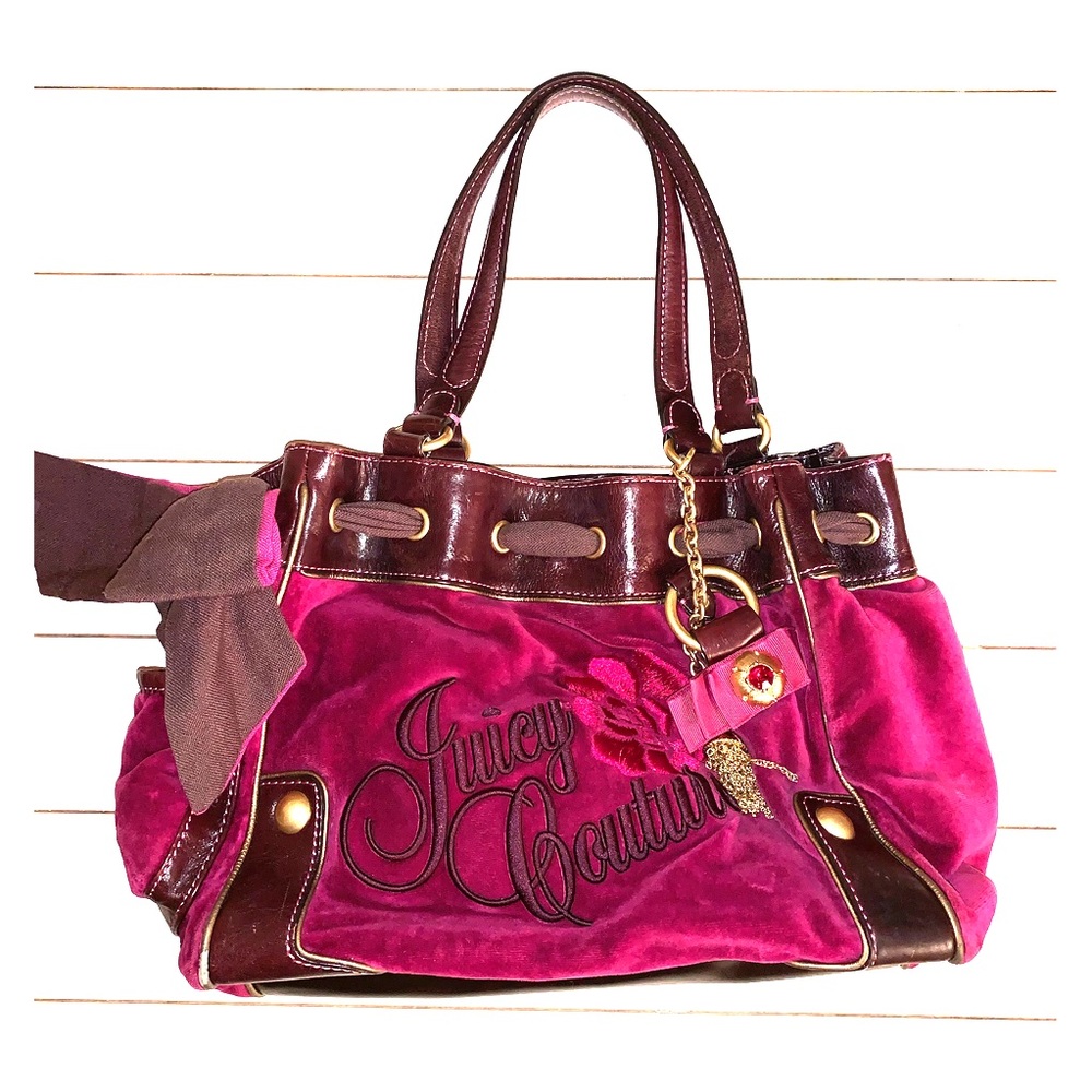 Juicy Couture // Velour Purse